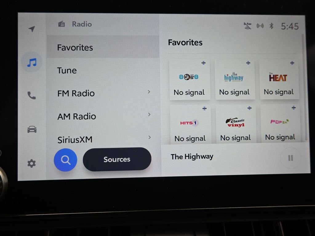 Used 2024 Toyota RAV4 XLE image 29