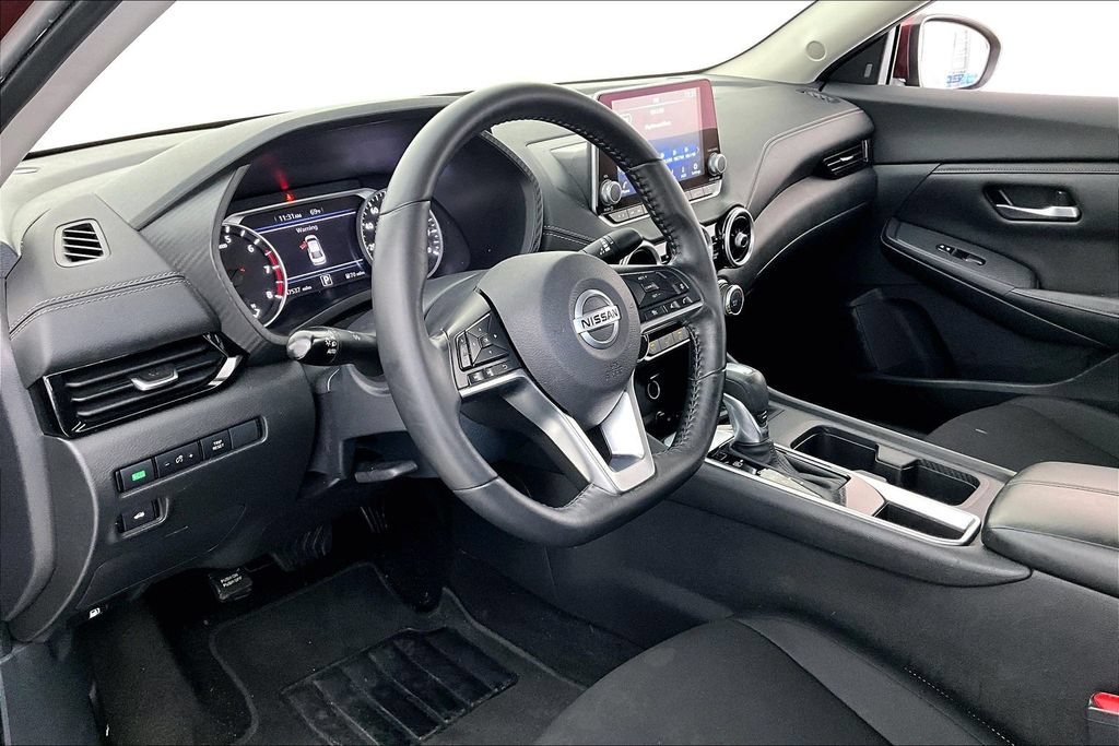 Used 2022 Nissan Sentra SV w/ Trunk Package FWD image 16