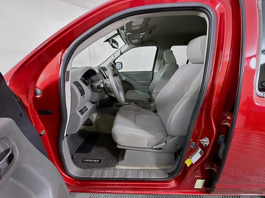 Used 2018 Nissan Frontier SV w/ Value Truck Package image 21