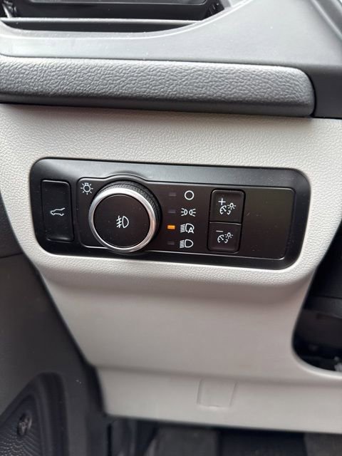 Used 2023 Ford Escape Platinum w/ Premium Technology Package AWD/4WD image 18