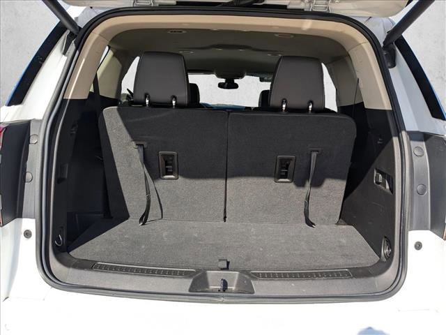 Used 2023 GMC Acadia Denali image 6