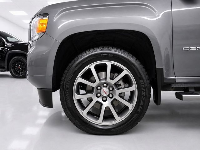Used 2022 GMC Canyon Denali AWD/4WD image 11