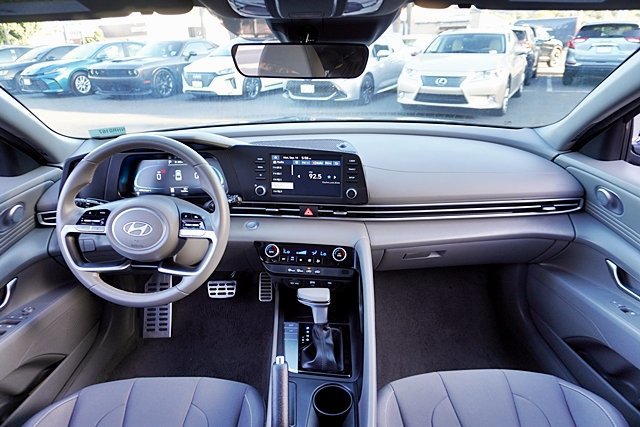 Certified 2026 Hyundai Elantra Sport FWD image 27