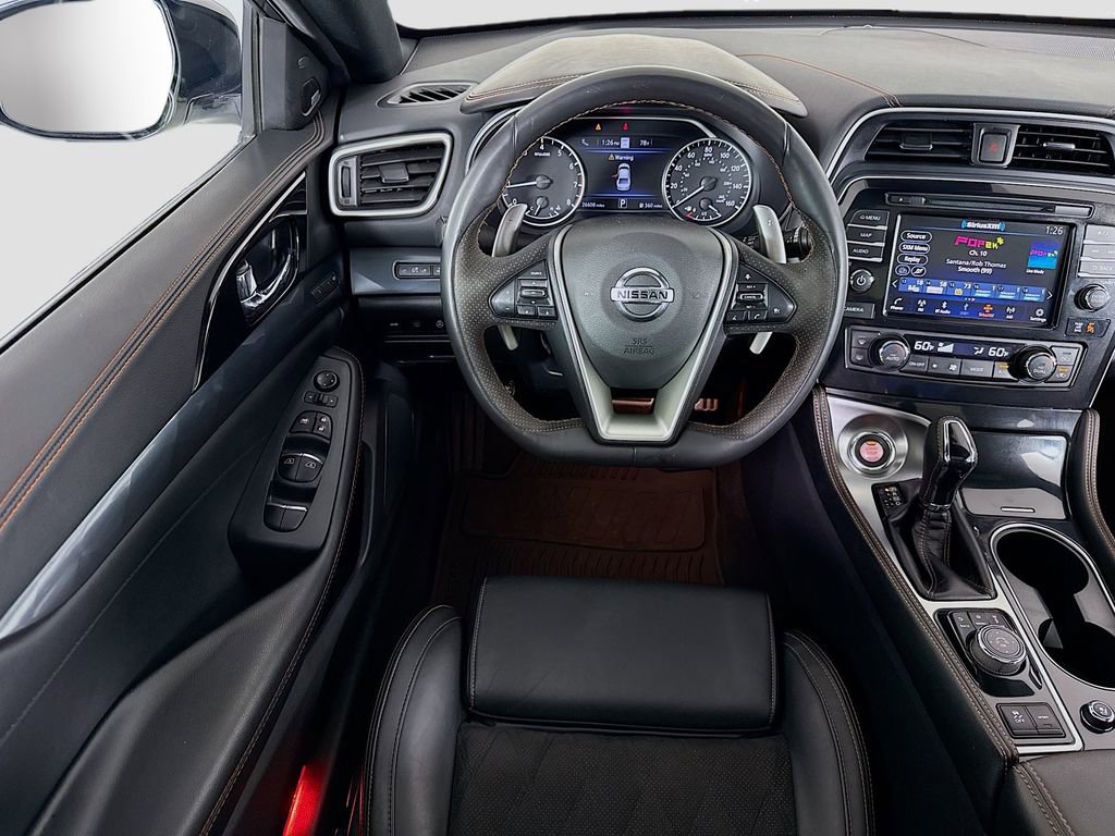Used 2022 Nissan Maxima SR w/ Sport Mat Group FWD image 10