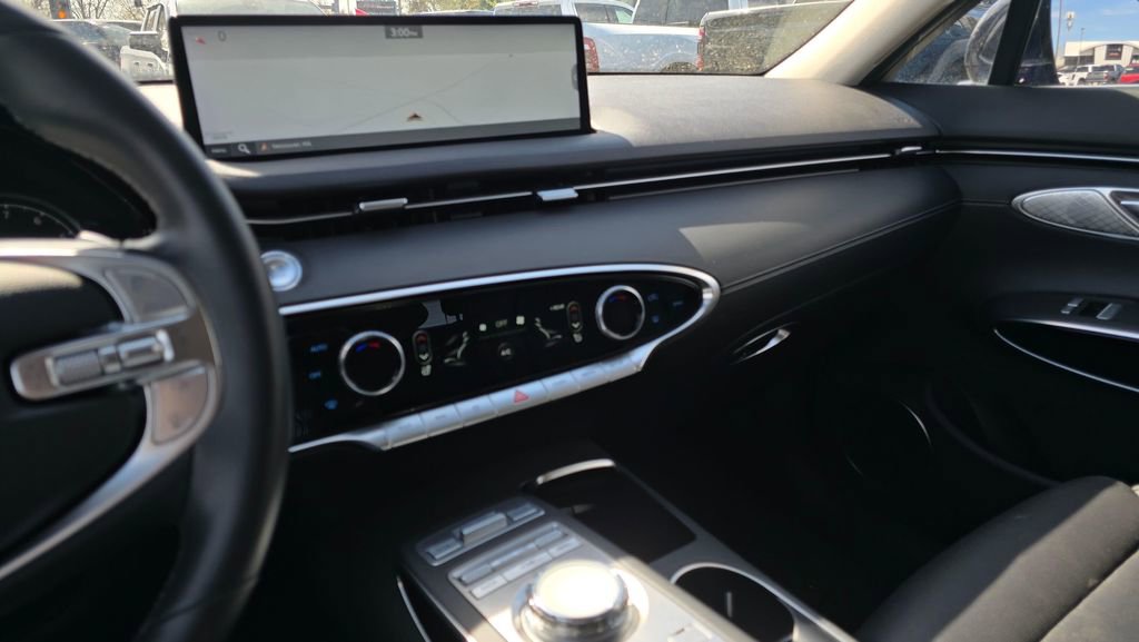 Used 2025 Genesis GV70 2.5T image 32
