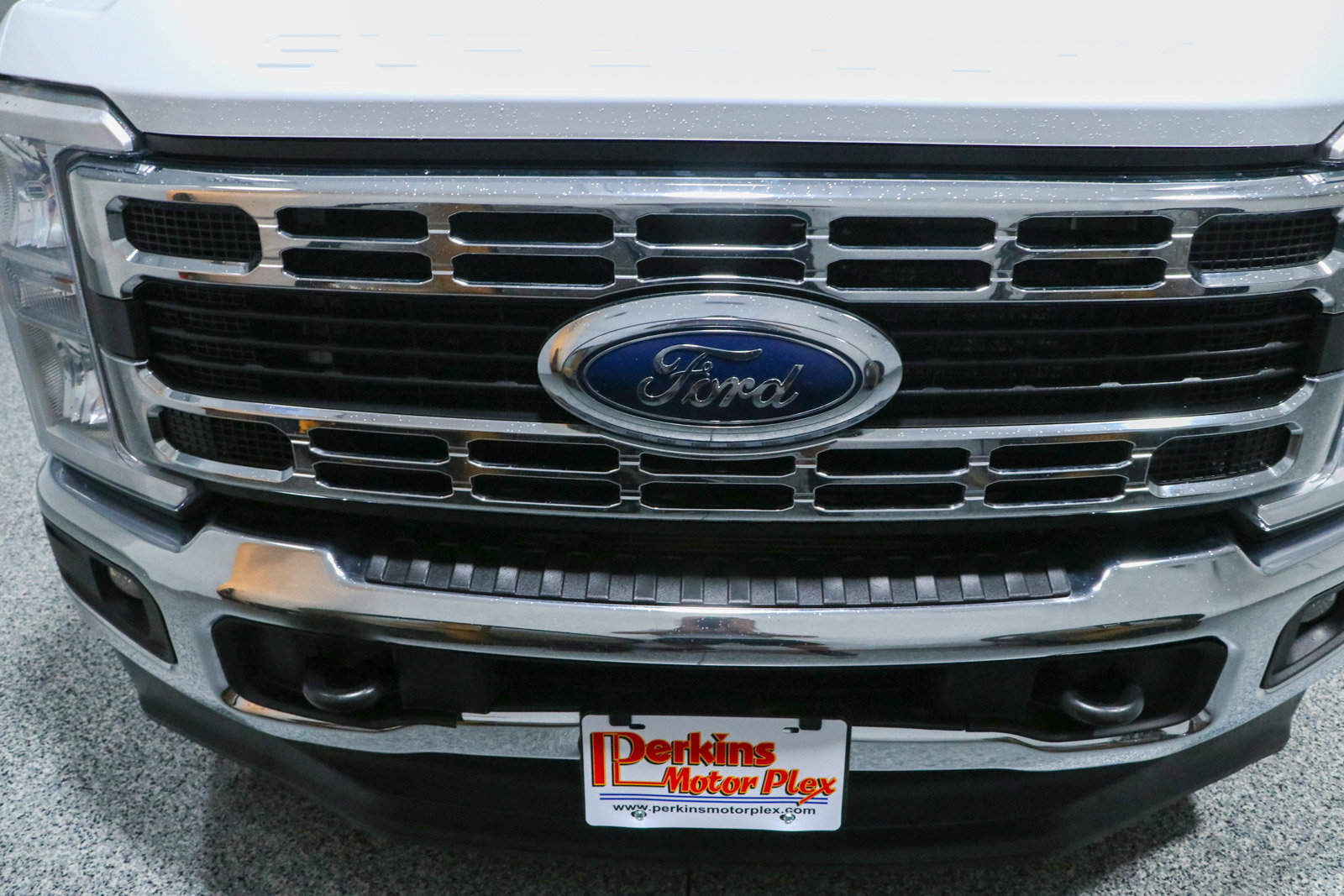Used 2024 Ford F350 XLT w/ FX4 Off-Road Package AWD/4WD image 4