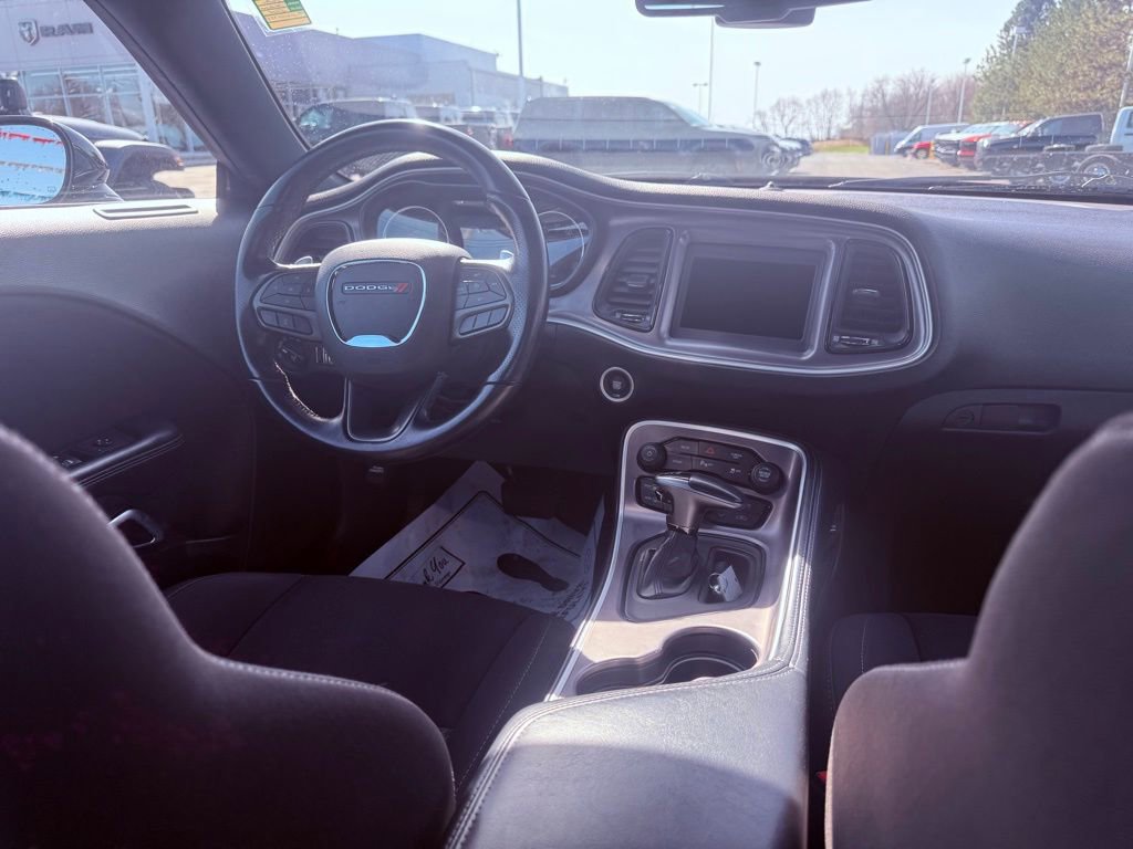 Used 2022 Dodge Challenger R/T image 41