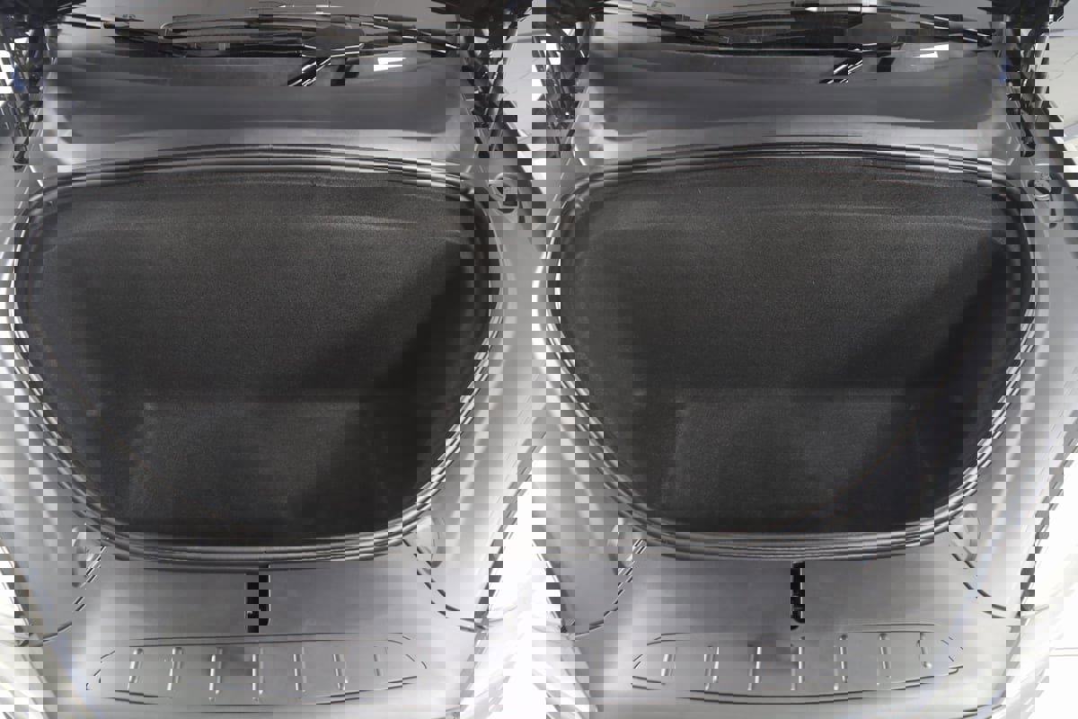 Used 2022 Tesla Model X image 25