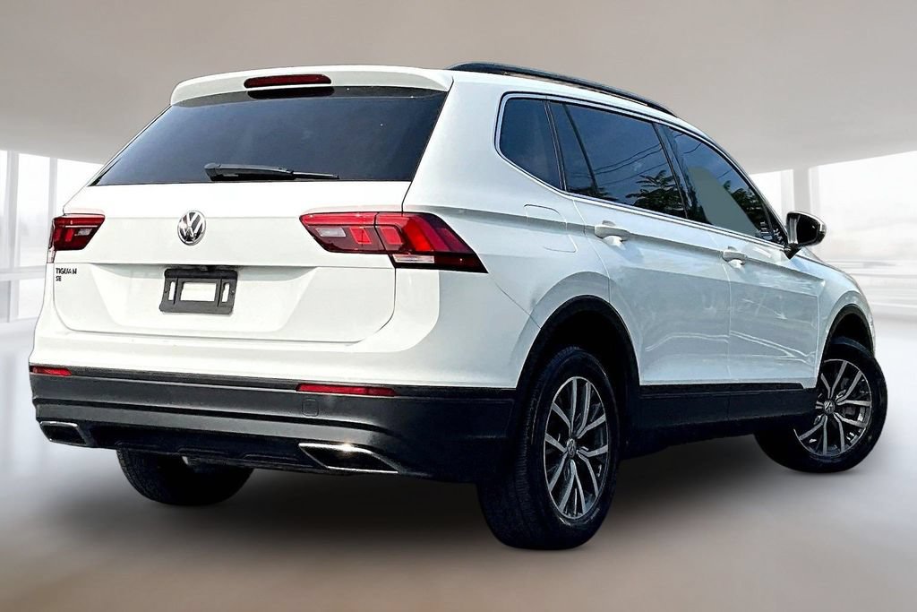 Used 2019 Volkswagen Tiguan SE w/ Panoramic Sunroof Package FWD image 6