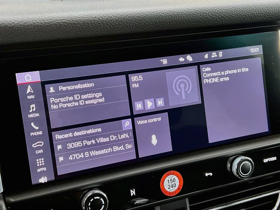 Certified 2026 Porsche Macan AWD/4WD image 15