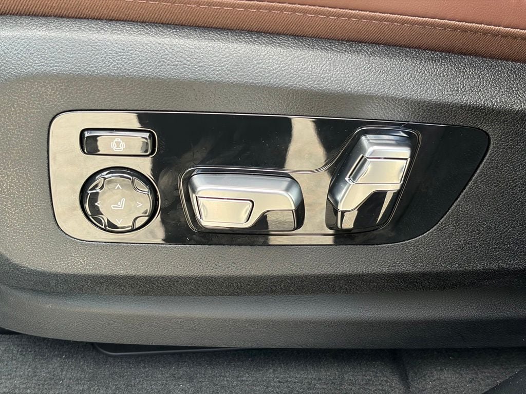 New 2027 BMW X7 xDrive40i AWD/4WD image 15