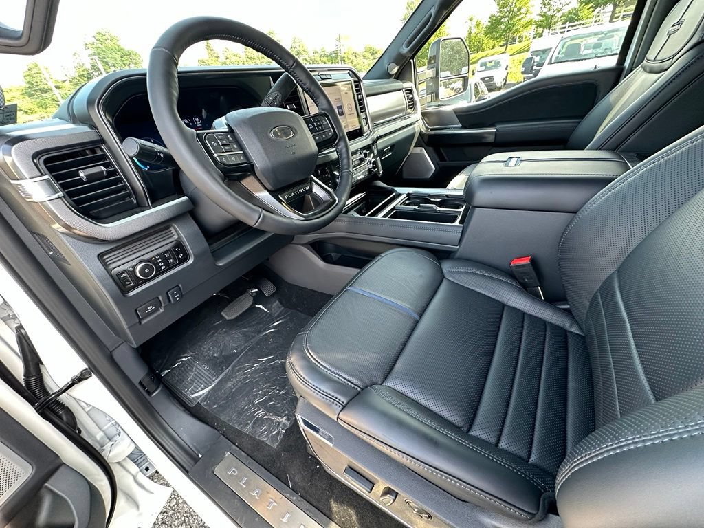 New 2026 Ford F350 Platinum w/ FX4 Off-Road Package AWD/4WD image 18