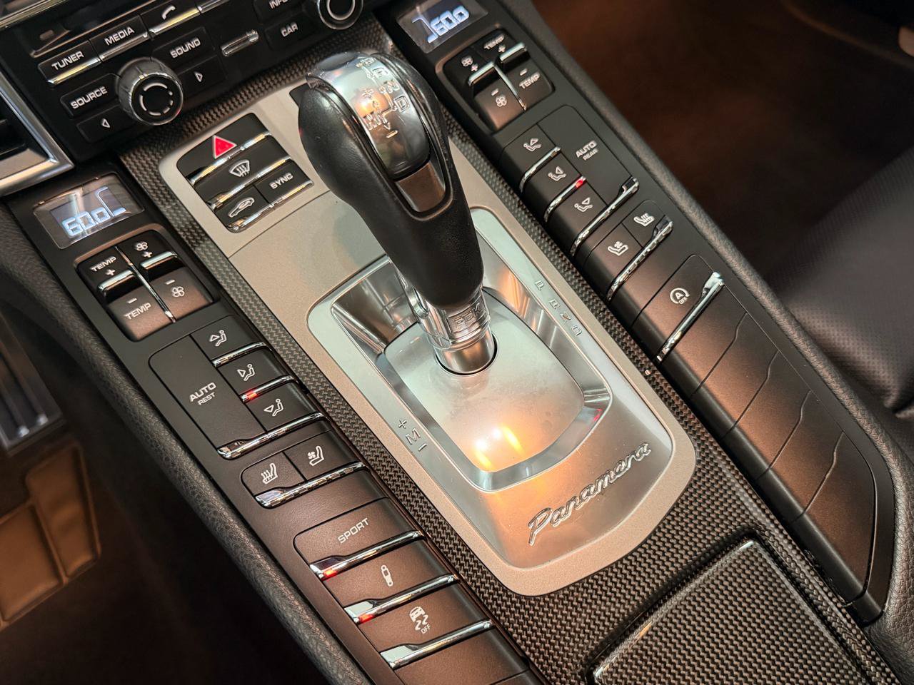 Used 2016 Porsche Panamera 4 AWD/4WD image 21