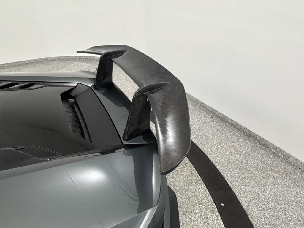 Used 2015 Lamborghini Huracan LP 610-4 image 13