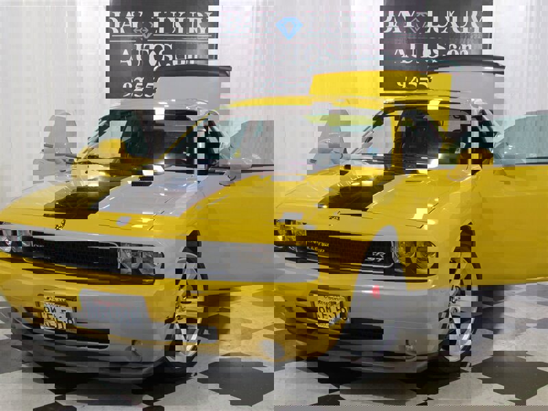 Used 2010 Dodge Challenger SRT8 w/ SRT Option Group II image 92