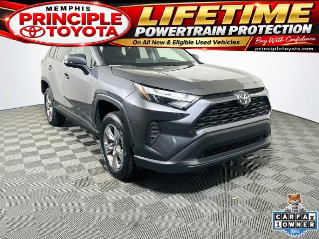 Used 2025 Toyota RAV4 XLE FWD image 1