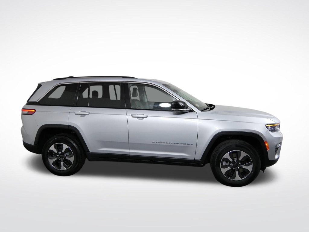 Used 2022 Jeep Grand Cherokee Limited 4xe AWD/4WD image 2