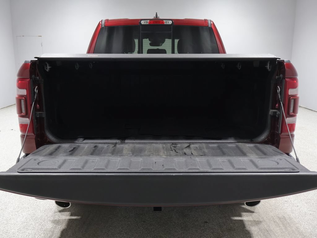 Used 2023 RAM 1500 Laramie AWD/4WD image 4