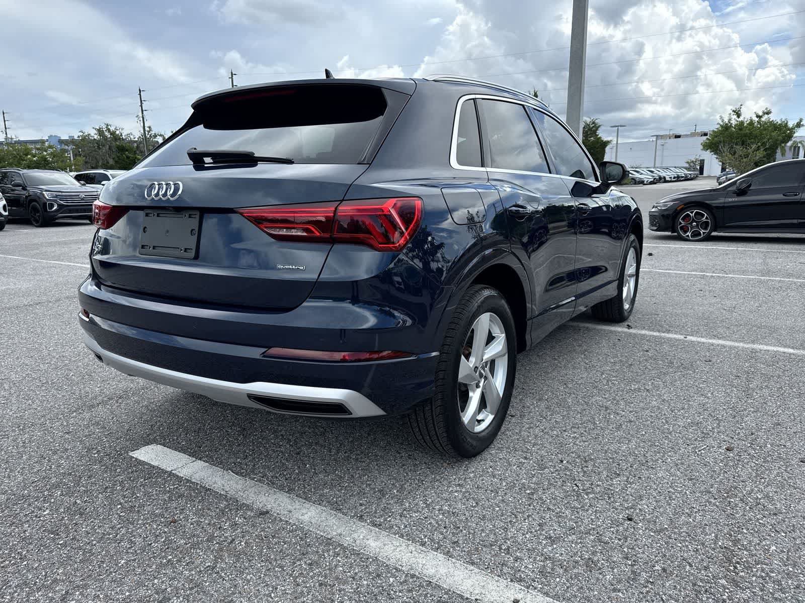 Used 2020 Audi Q3 2.0T Premium Plus w/ Premium Plus Package AWD/4WD image 6