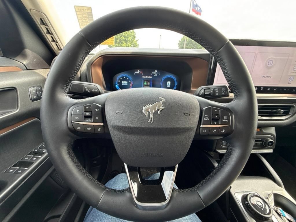 Used 2025 Ford Bronco Sport Outer Banks AWD/4WD image 17