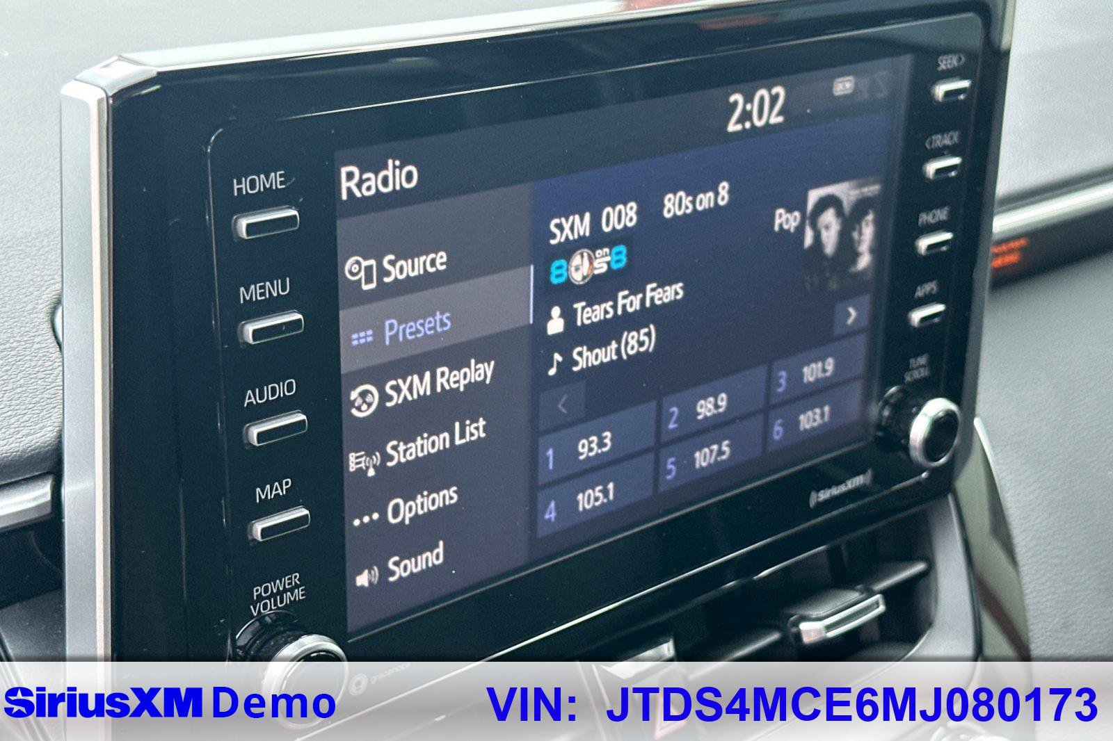 Used 2021 Toyota Corolla SE image 27