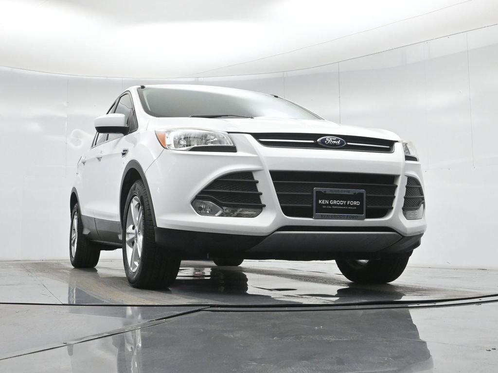 Used 2015 Ford Escape SE AWD/4WD image 45