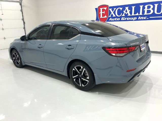 Used 2025 Nissan Sentra SV w/ All-Weather Package image 9