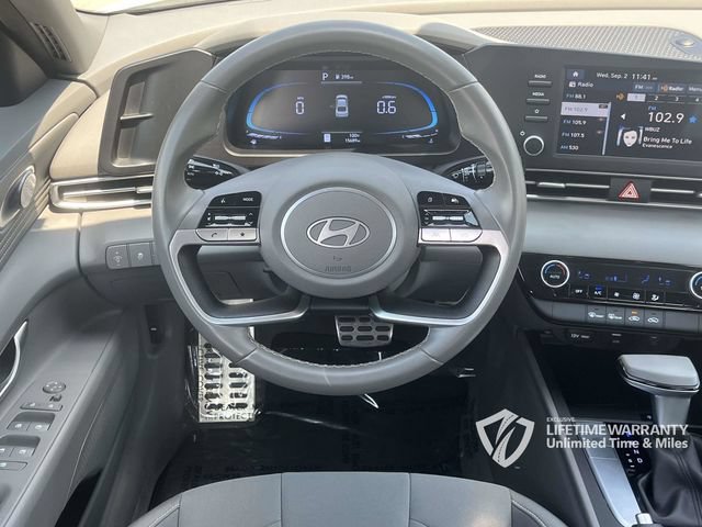 Certified 2025 Hyundai Elantra Sport FWD image 19