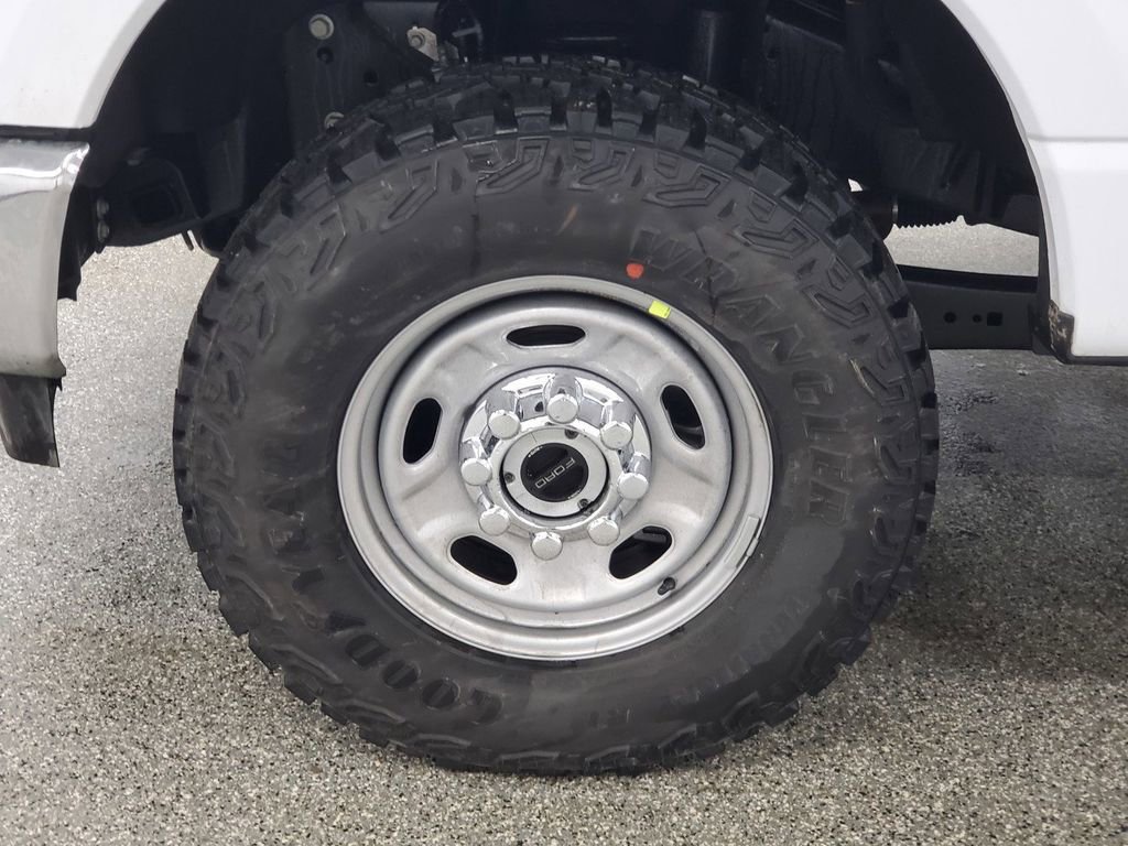 New 2026 Ford F350 XL w/ XL Off-Road Package image 8