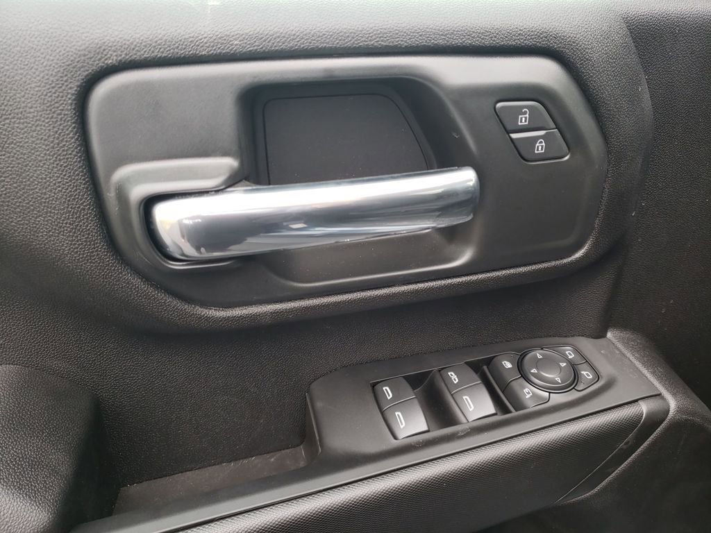 New 2026 Chevrolet Silverado 2500 Custom w/ Custom Value Package image 10