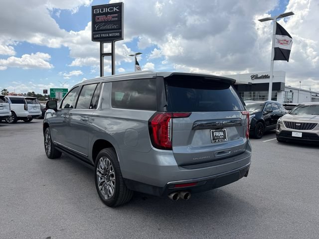 Used 2023 GMC Yukon XL Denali Ultimate AWD/4WD image 7