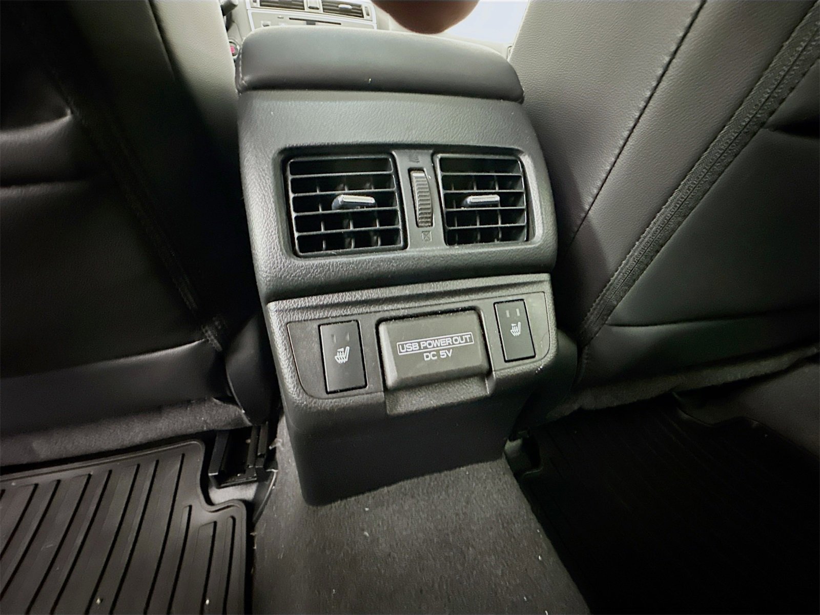 Used 2018 Subaru Outback 2.5i Limited image 33