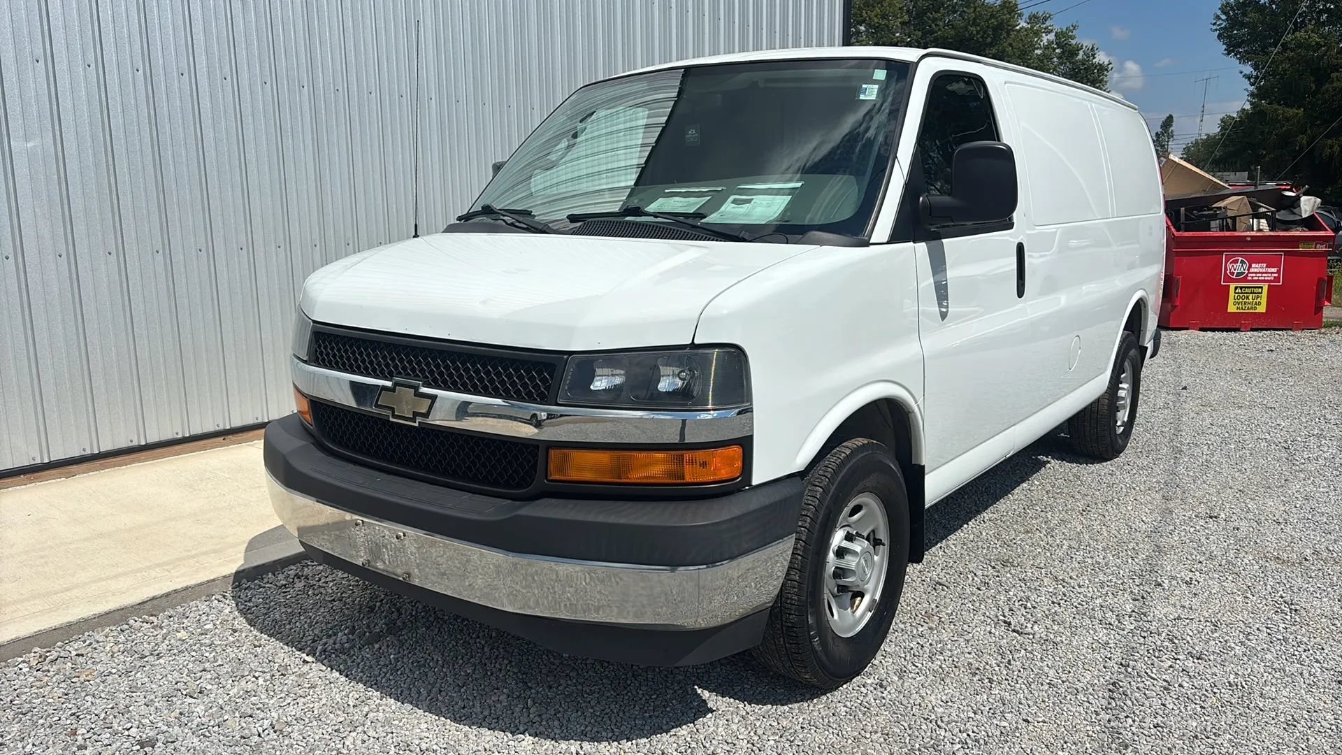Used 2017 Chevrolet Express 2500 RWD image 11