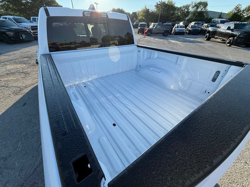 New 2027 RAM 1500 Laramie w/ Night Edition AWD/4WD image 8