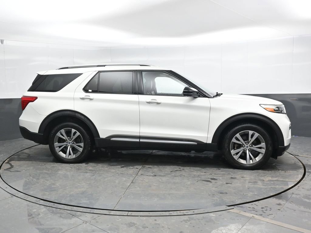 Used 2020 Ford Explorer Platinum image 4