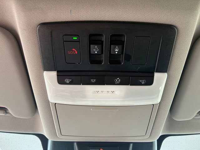 Used 2023 Nissan Rogue SL image 29