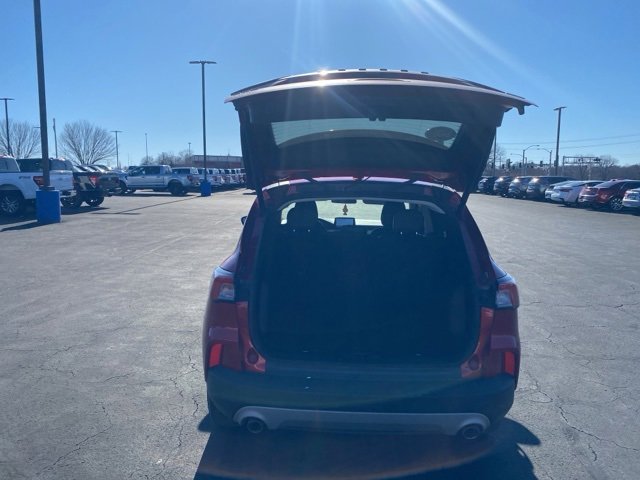 Used 2021 Ford Escape SEL image 5