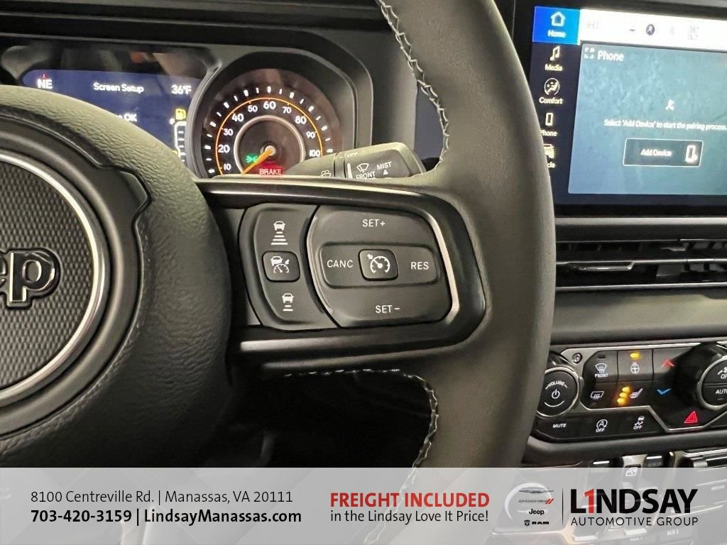 New 2026 Jeep Gladiator Mojave w/ Safety Group image 31