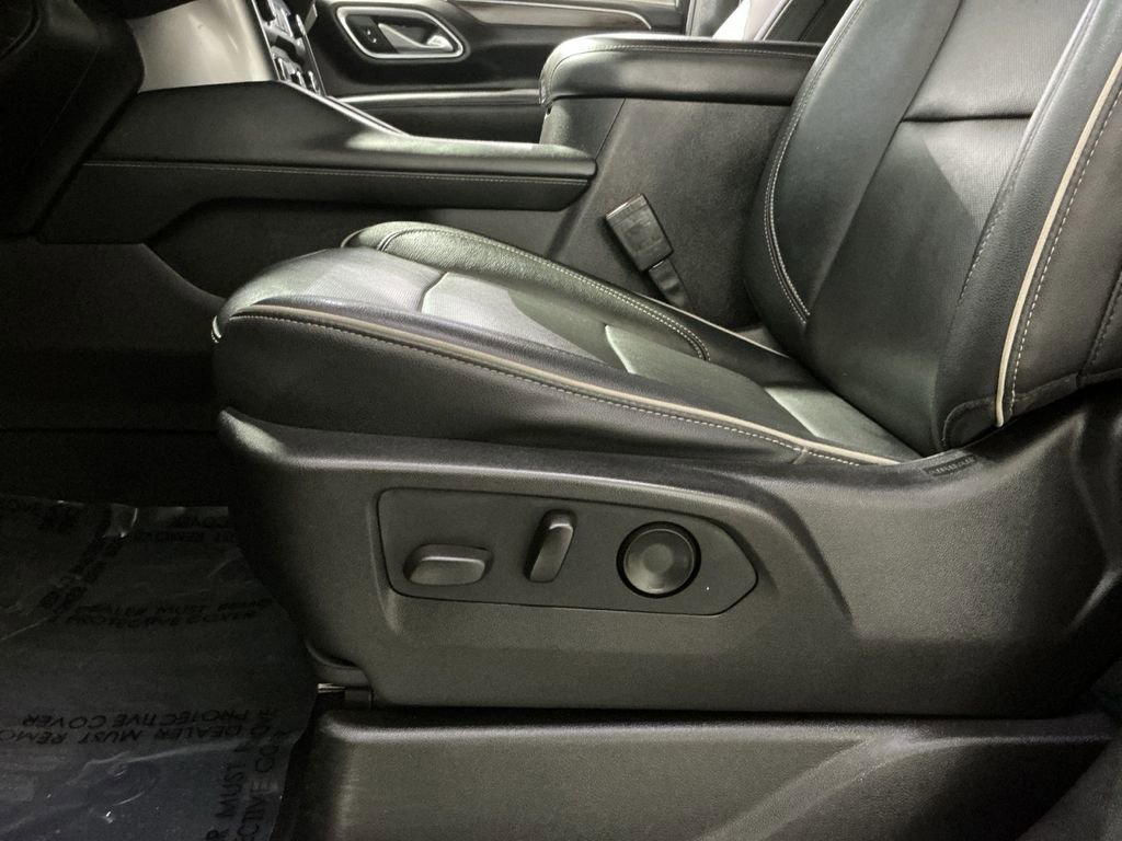 Used 2021 Chevrolet Tahoe Premier AWD/4WD image 15