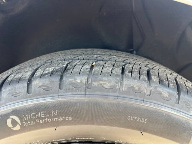 Used 2024 Chevrolet Equinox LS w/ LS Convenience Package FWD image 9