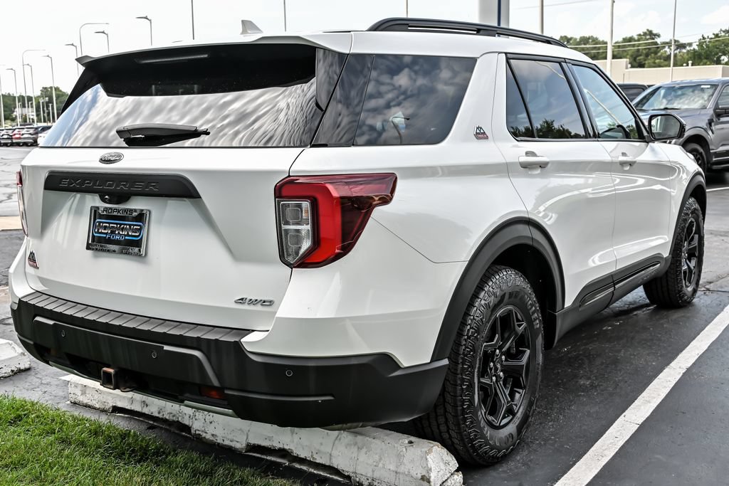 Used 2023 Ford Explorer Timberline w/ Timberline Technology Package AWD/4WD image 8