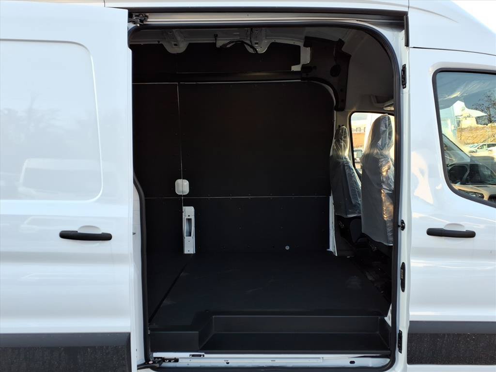 New 2026 Ford Transit 350 148 High Roof Extended RWD image 7
