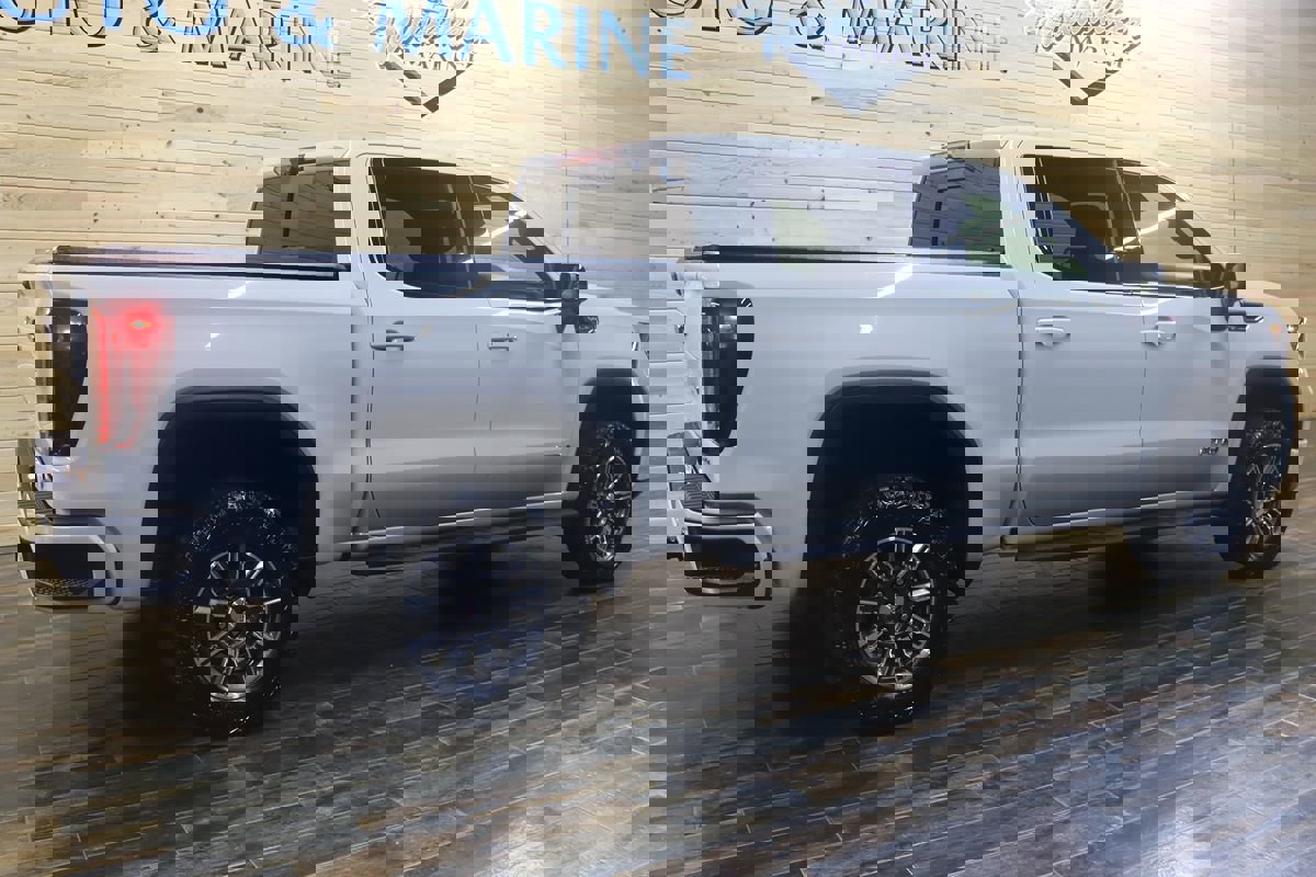 Used 2026 GMC Sierra 1500 AT4 w/ AT4 Premium Package image 5