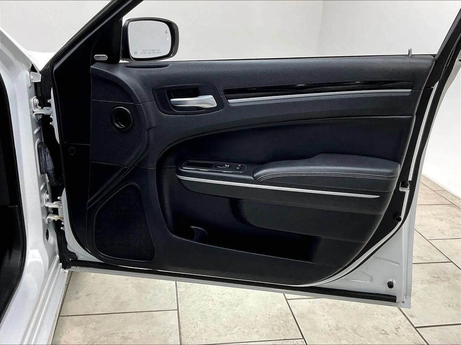 Used 2022 Chrysler 300 S RWD image 17