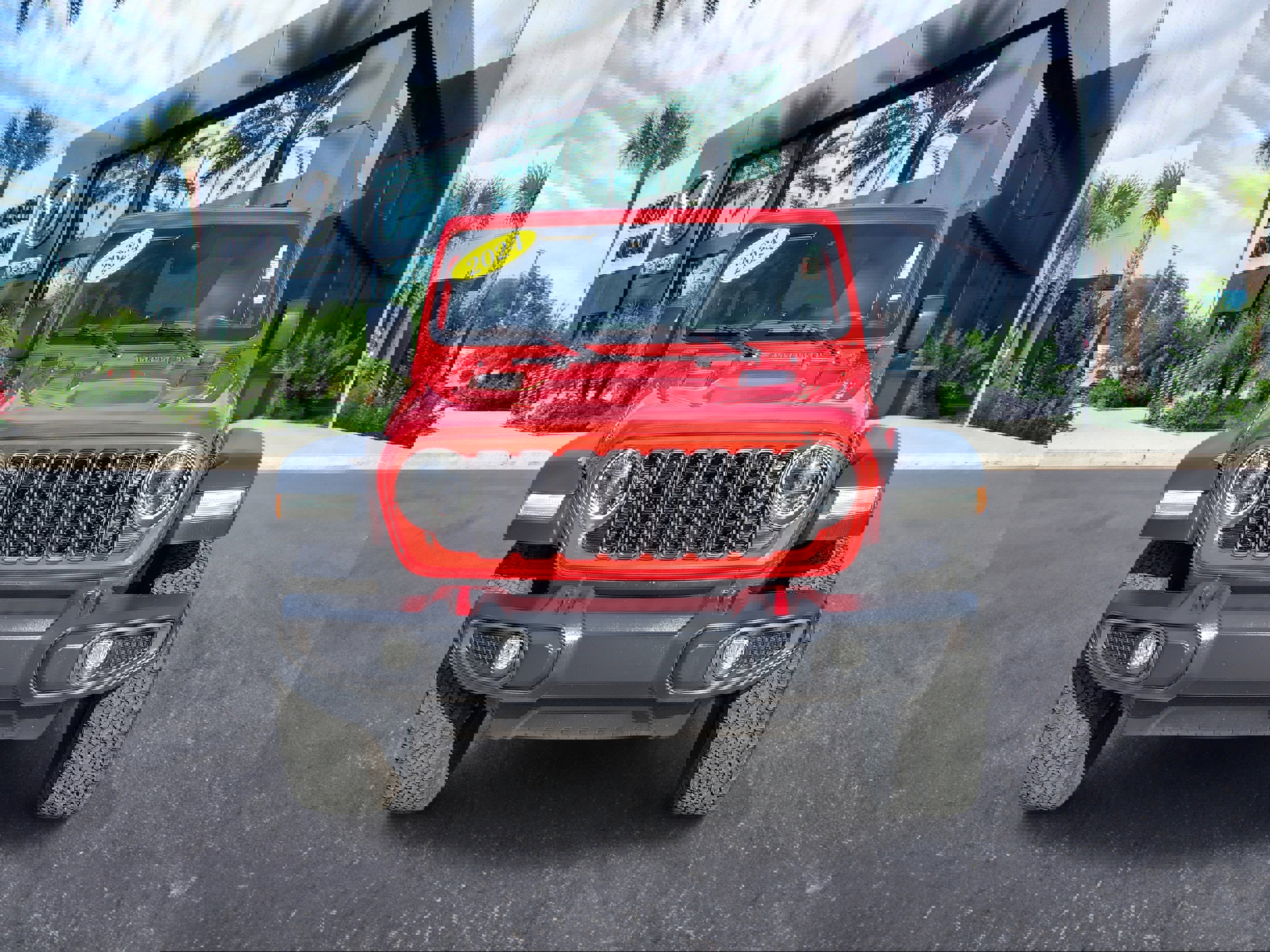 Used 2024 Jeep Wrangler Unlimited Rubicon image 2