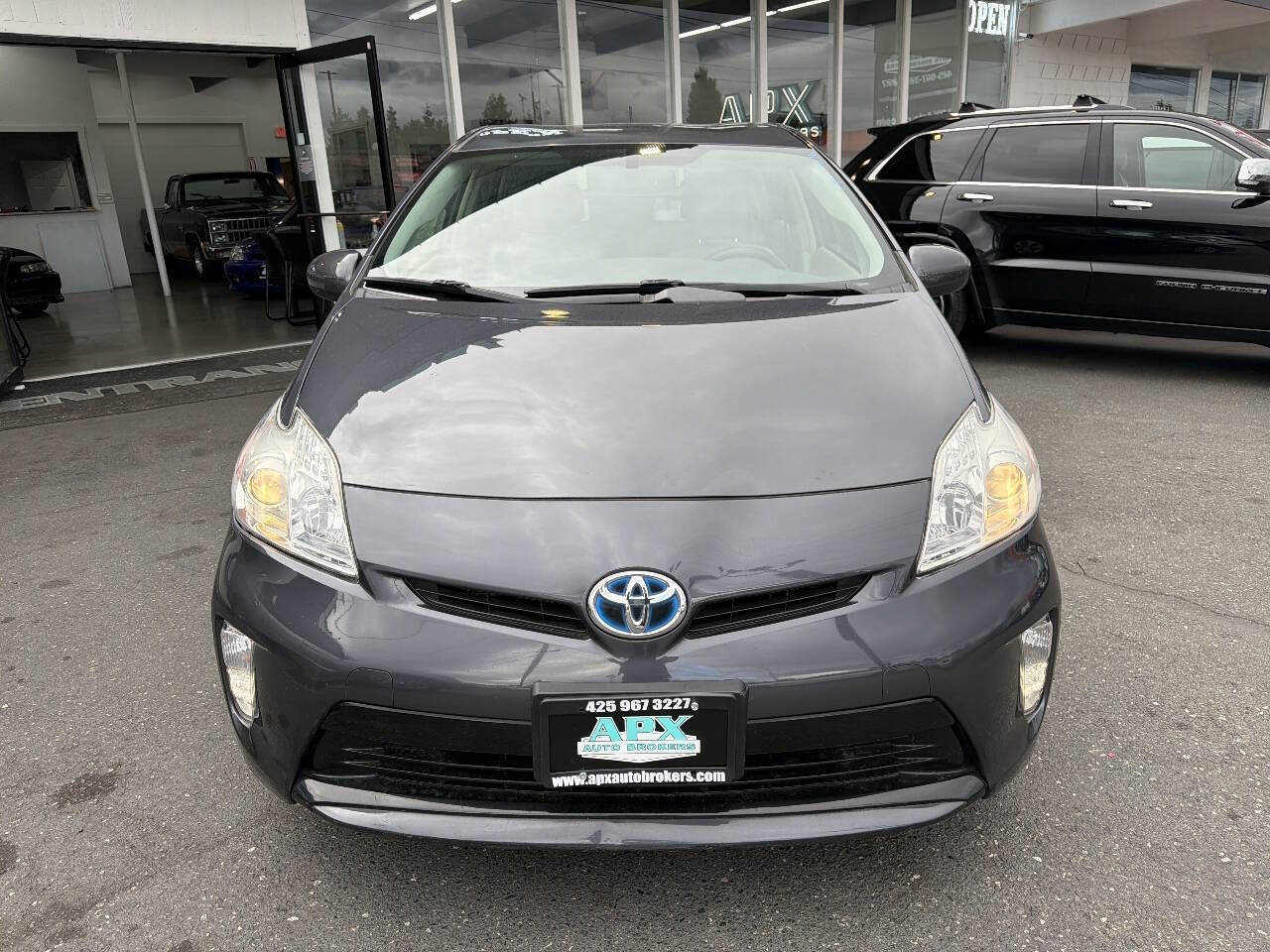 Used 2014 Toyota Prius Four FWD image 11