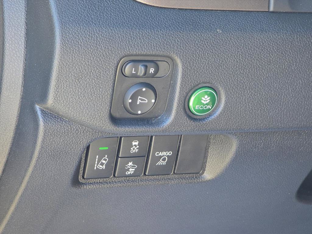 Used 2025 Honda Ridgeline Sport image 8