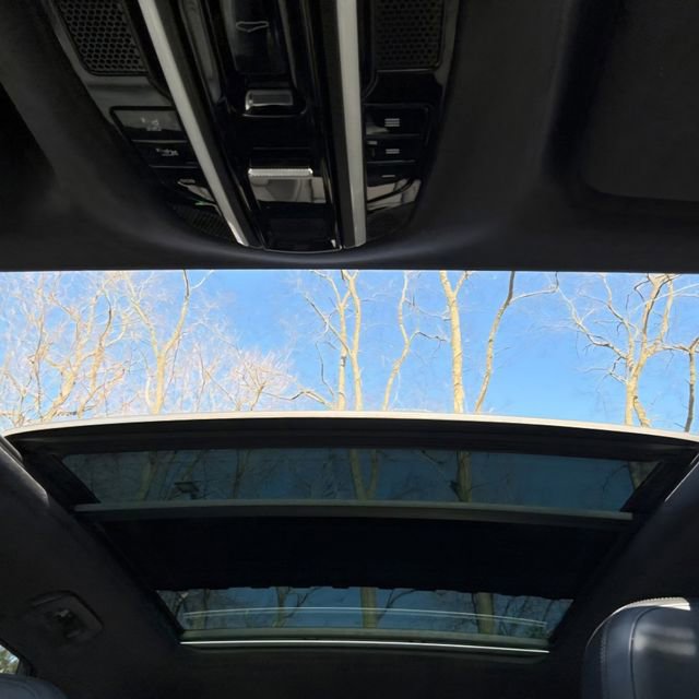 Used 2023 Porsche Cayenne GTS image 20