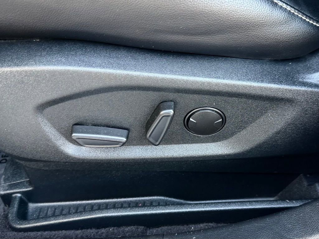 Certified 2021 Ford Edge ST image 17