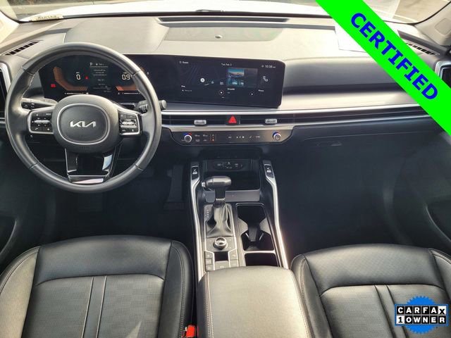Certified 2024 Kia Sorento S image 10
